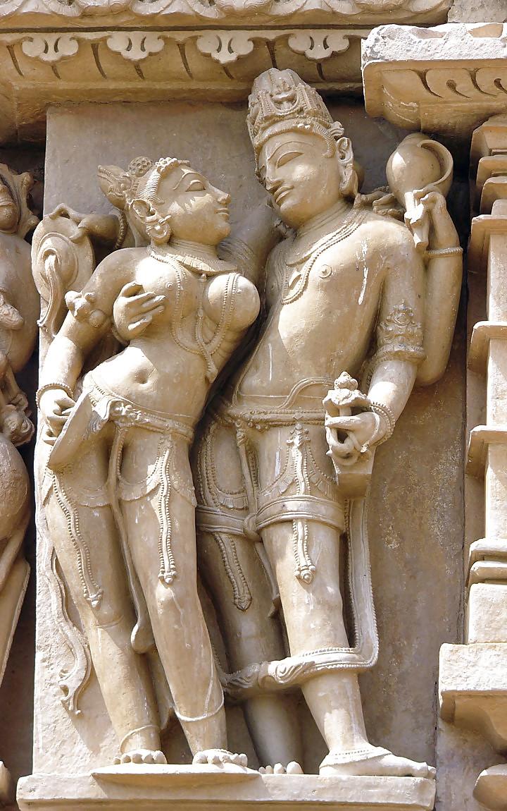 25P Indian erotic sex sculptures - coolbudy