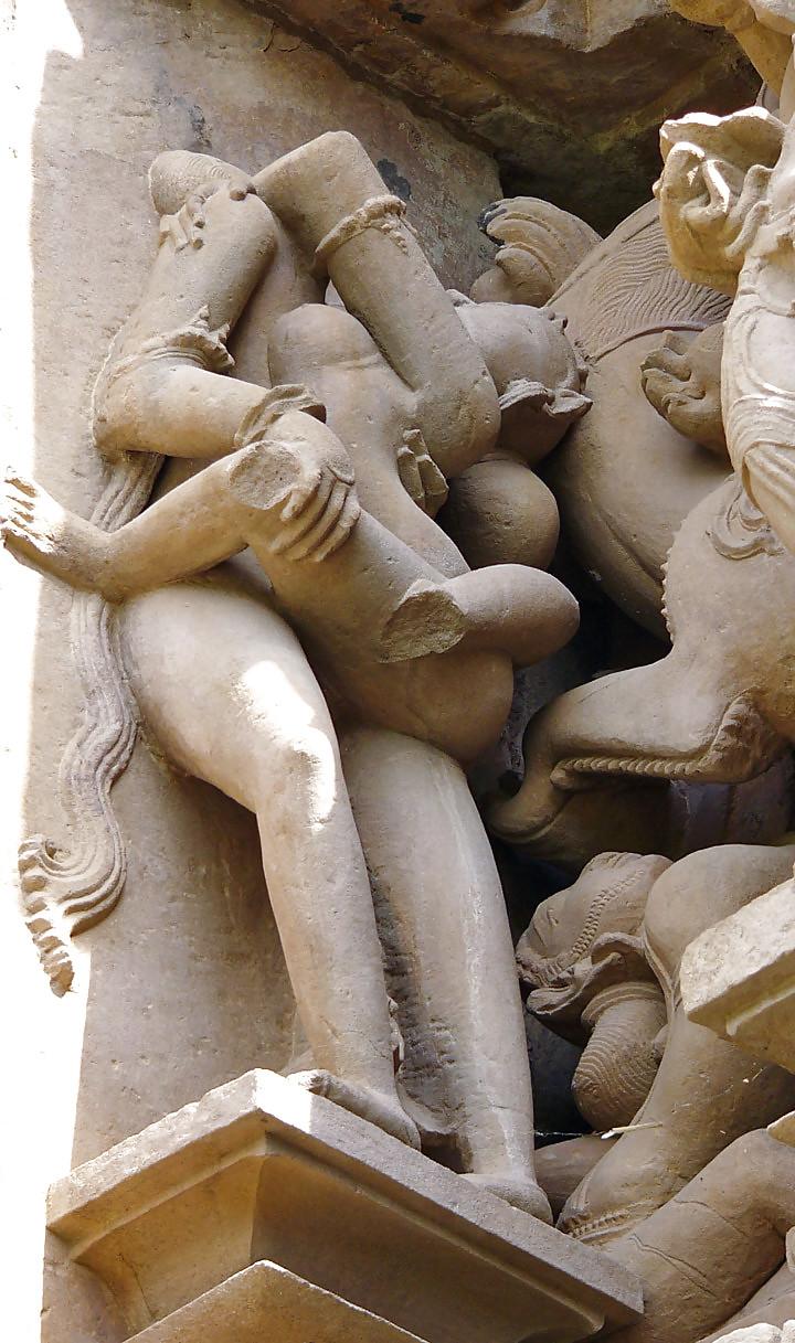 25P Indian erotic sex sculptures - coolbudy