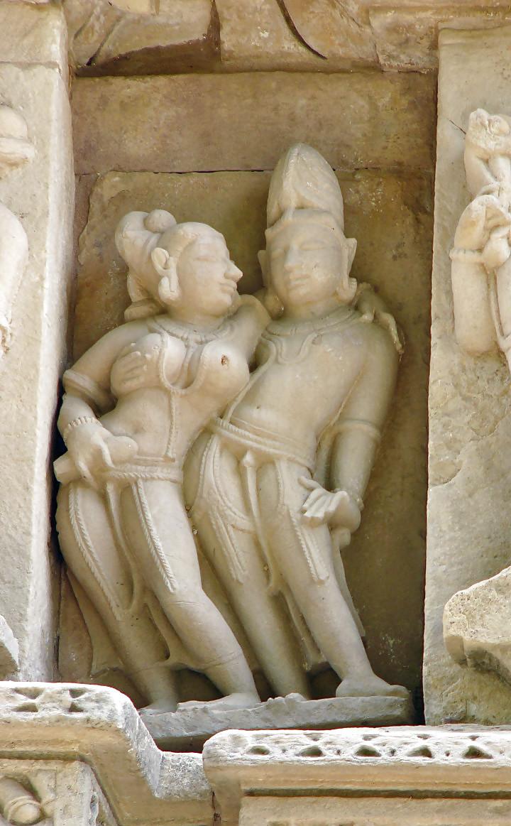 25P Indian erotic sex sculptures - coolbudy