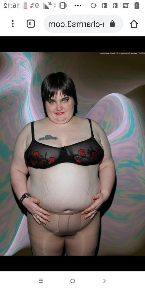 25P Hoodyman SSBBW 304 . Kaylee BBW Part one .