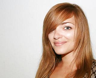 21P Anne Menden