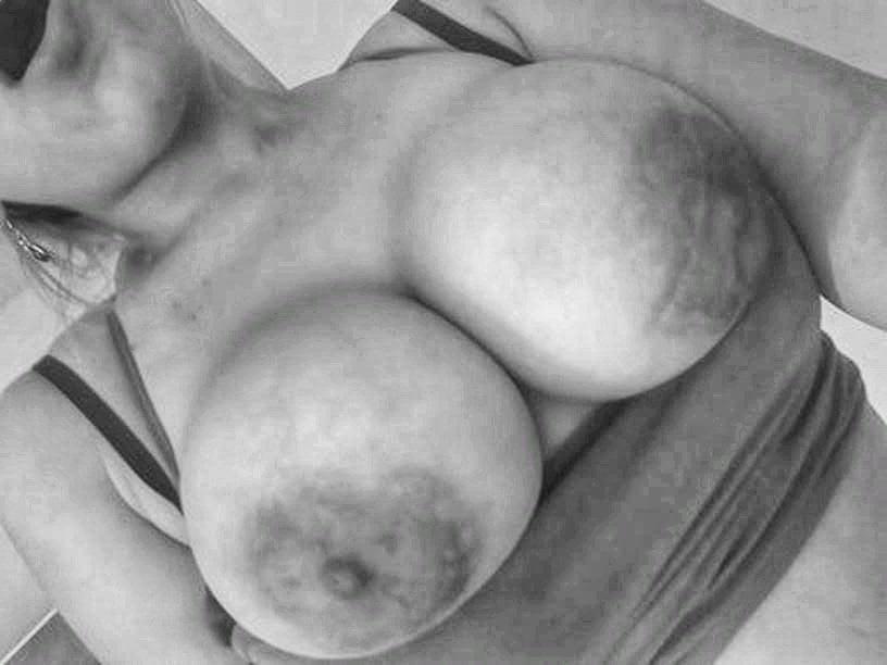 25P Big Boobs - Tetonas 1