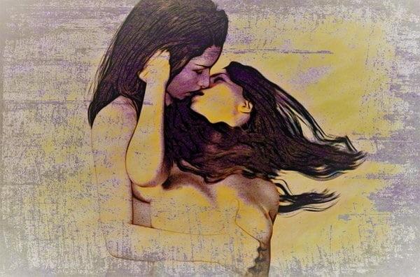 25P Erotic drawings 4