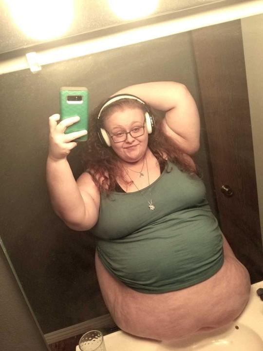 25P BBW & SSBBW mit ruhenden Bäuchen 3