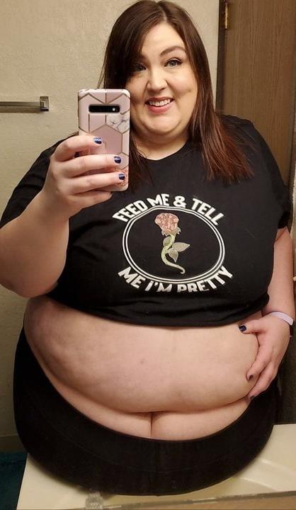 25P BBW & SSBBW mit ruhenden Bäuchen 3