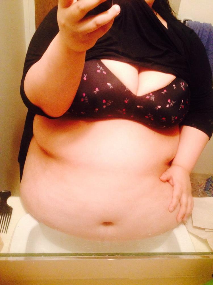 25P BBW & SSBBW mit ruhenden Bäuchen 3