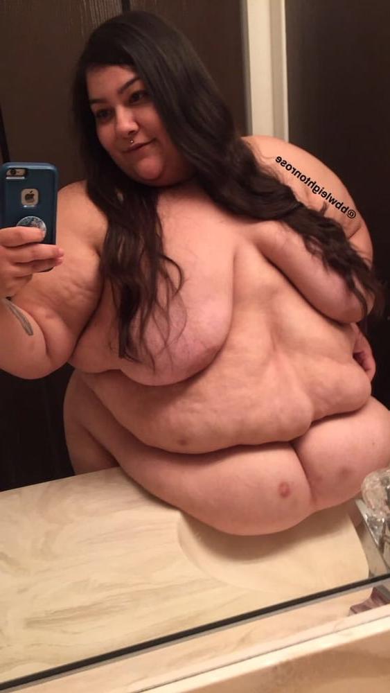 25P BBW & SSBBW mit ruhenden Bäuchen 3