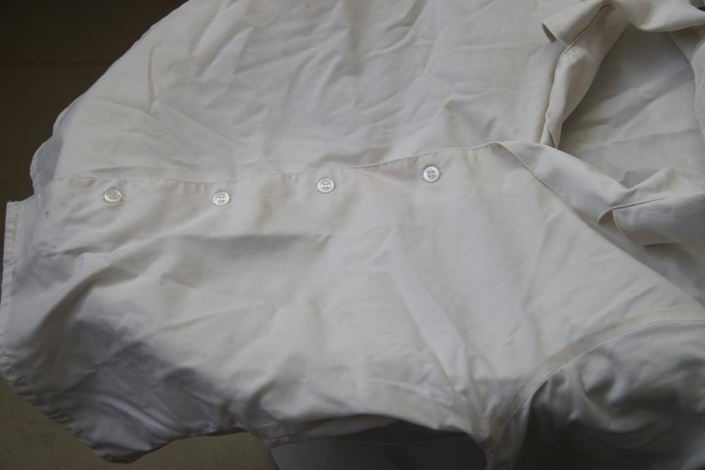 25P white blouse piss 5