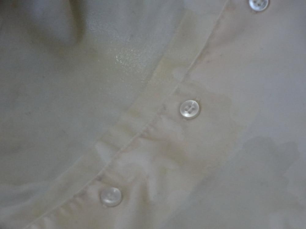 25P white blouse piss 5