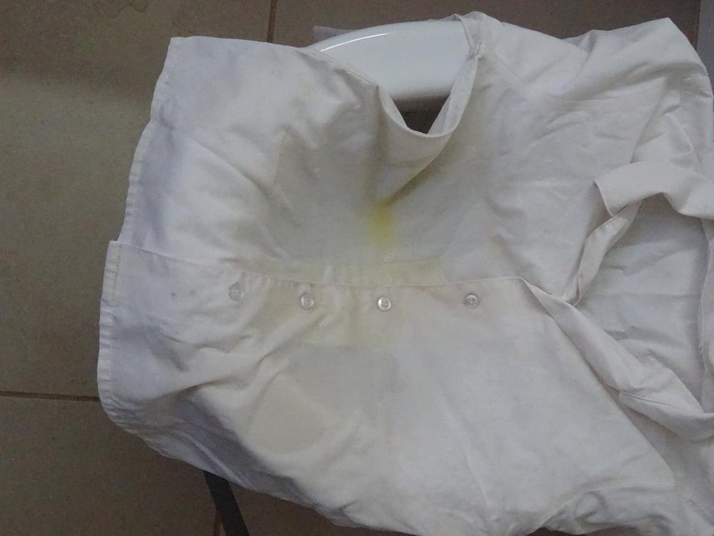 25P white blouse piss 5