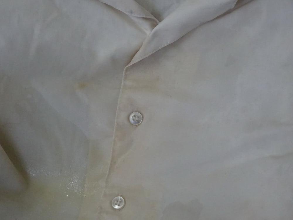 25P white blouse piss 5