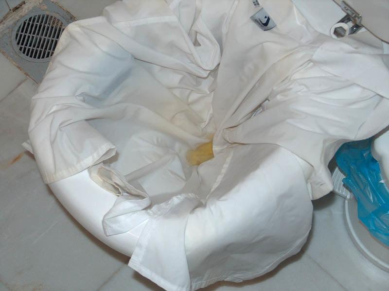 25P white blouse piss 2