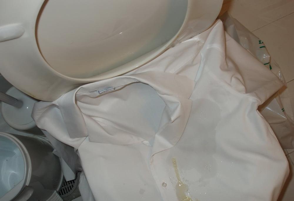 25P white blouse piss 2