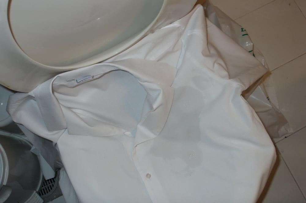 25P white blouse piss 2