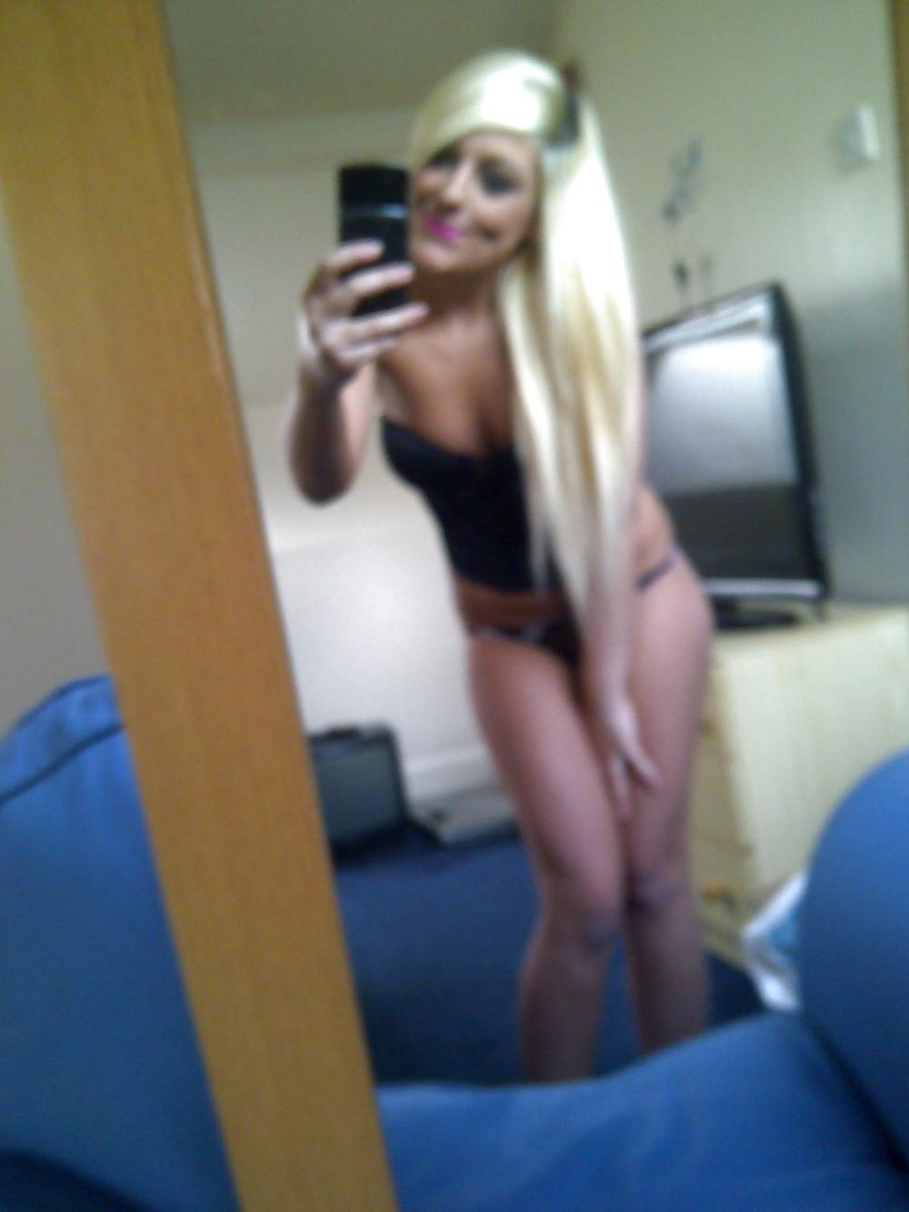 24P 2 Self Shot babes