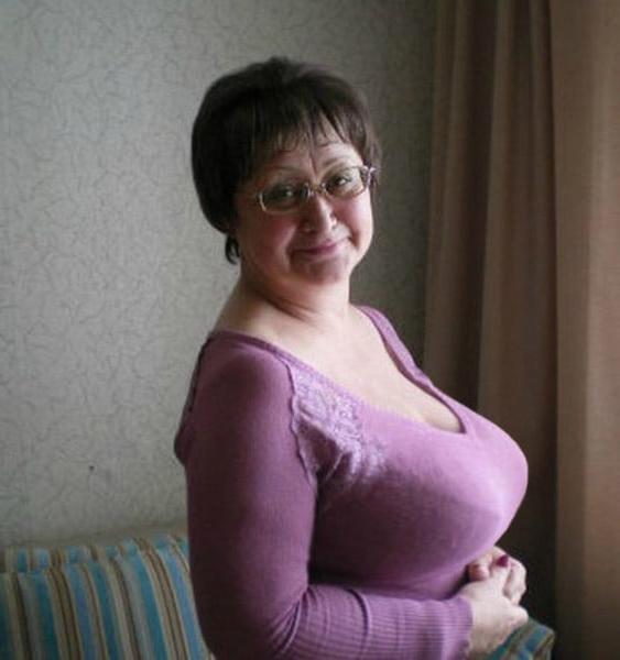 20P Clothed Mature - Big Boobs 14