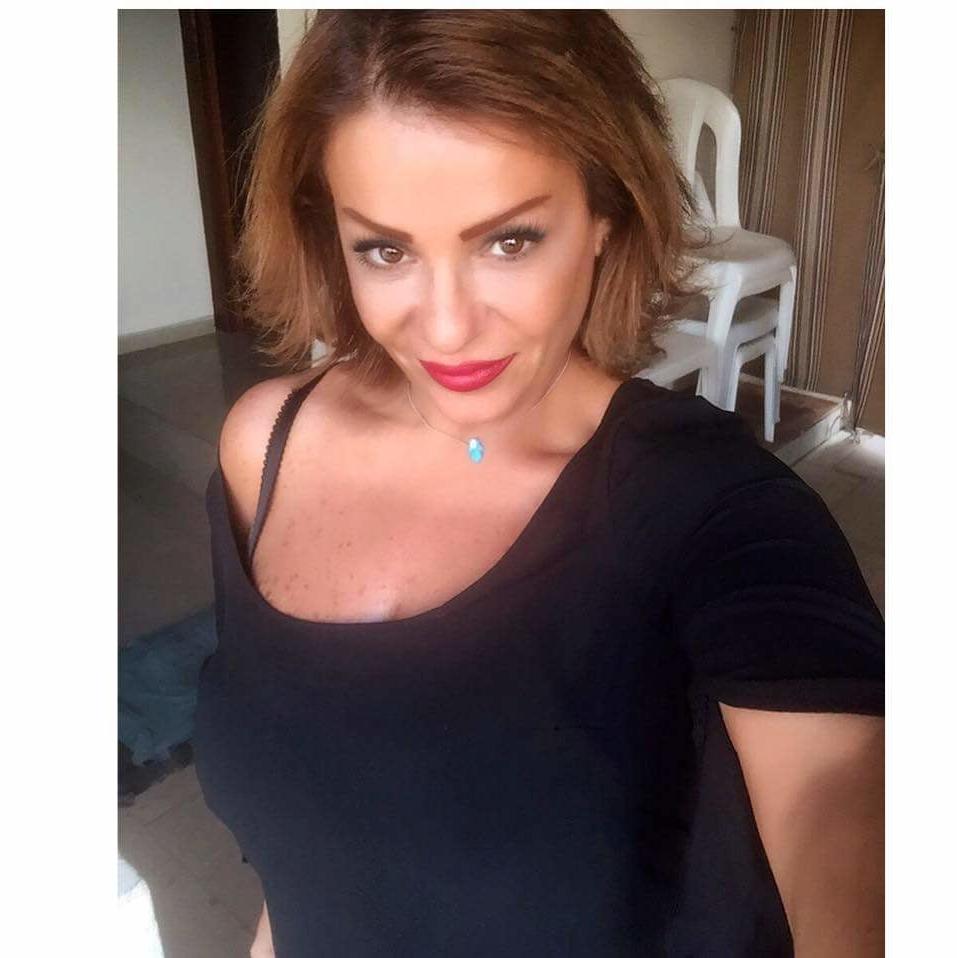 25P arab syrian mom 2020