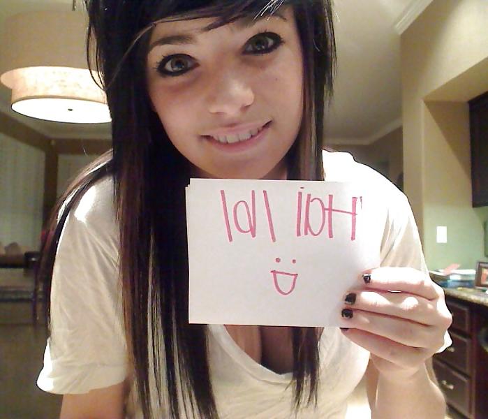 7P Emo scene brunette