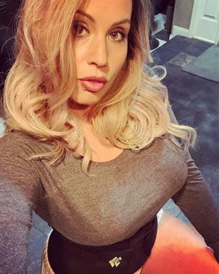 25P Hot MILFs Id love to cum all over