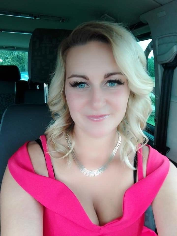 5P Cum at this milf slut pretty please