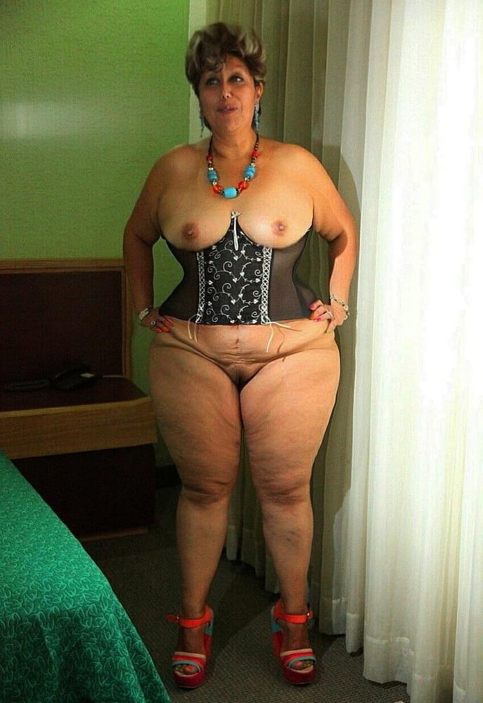 20P BBW - Mature - Lingerie 2