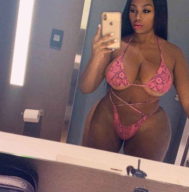 25P Big Busty Tits 5 - LL96