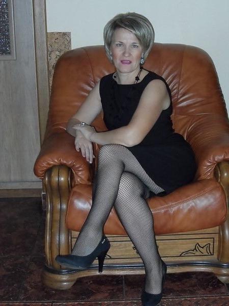 25P Mature in Pantyhoe, Nylons, Stockings, Naylon Corap 3