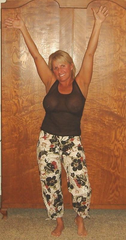 8P Busty texas Mom