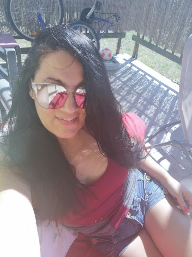 25P GILF 2