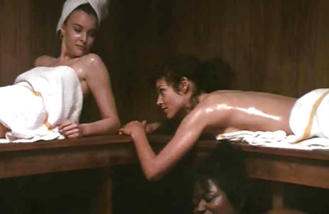 19P Amy Irving