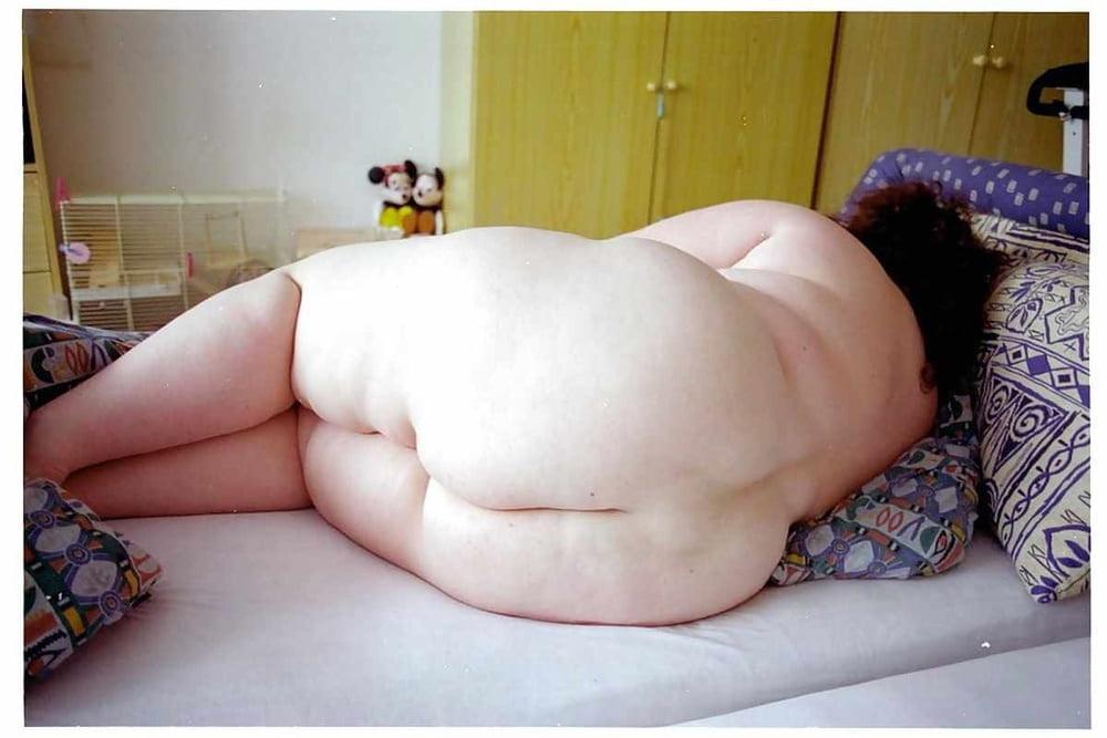 25P From MILF to GILF with Matures in between 226