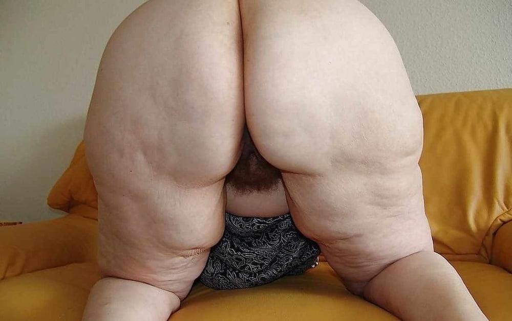 25P From MILF to GILF with Matures in between 229