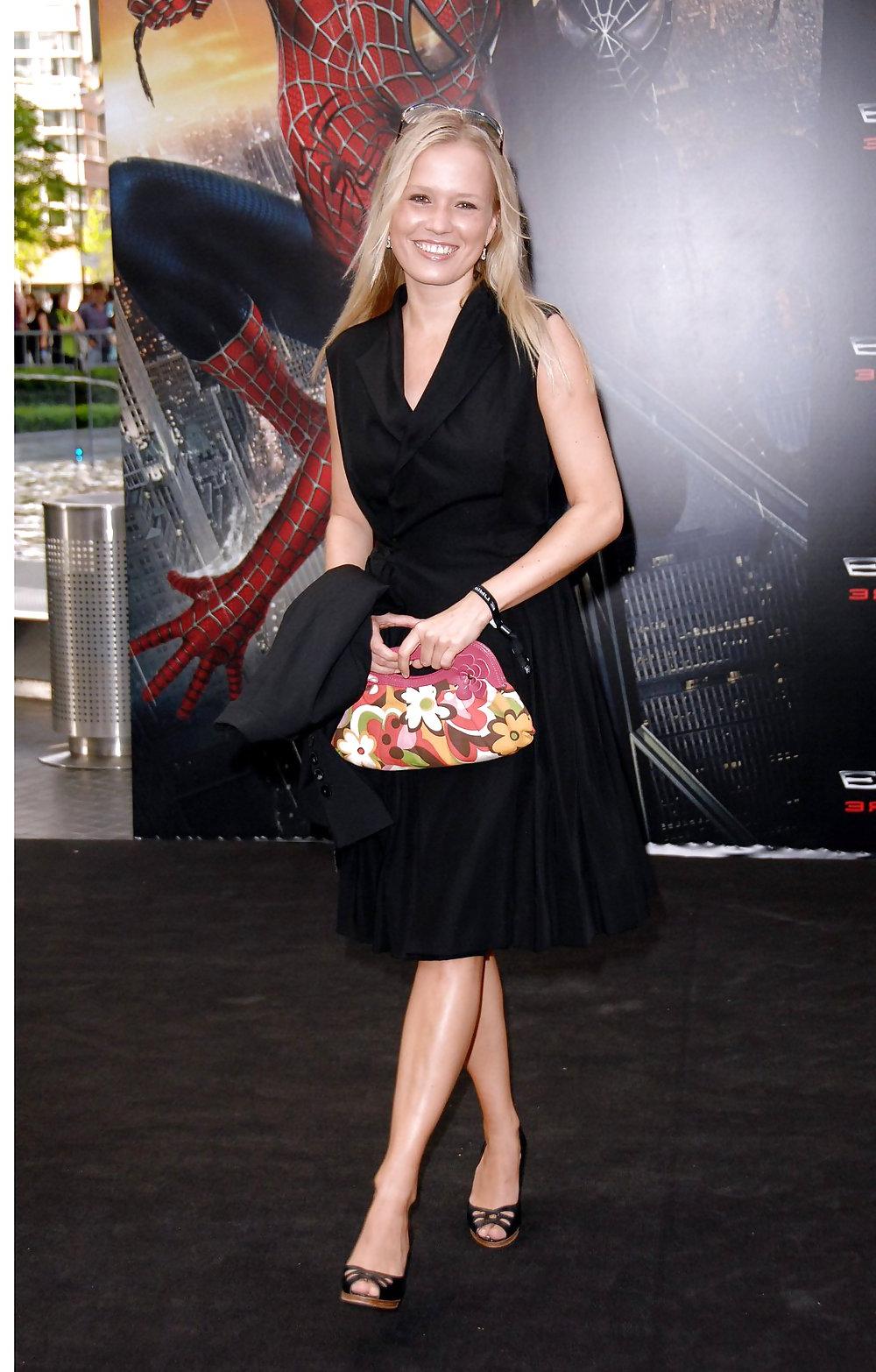 25P Nova Meierhenrich - german Celeb