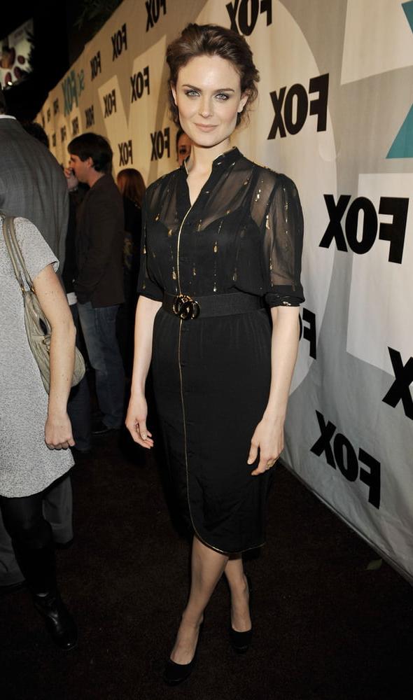 25P Celebrity Hot 250 - #183 Emily Deschanel