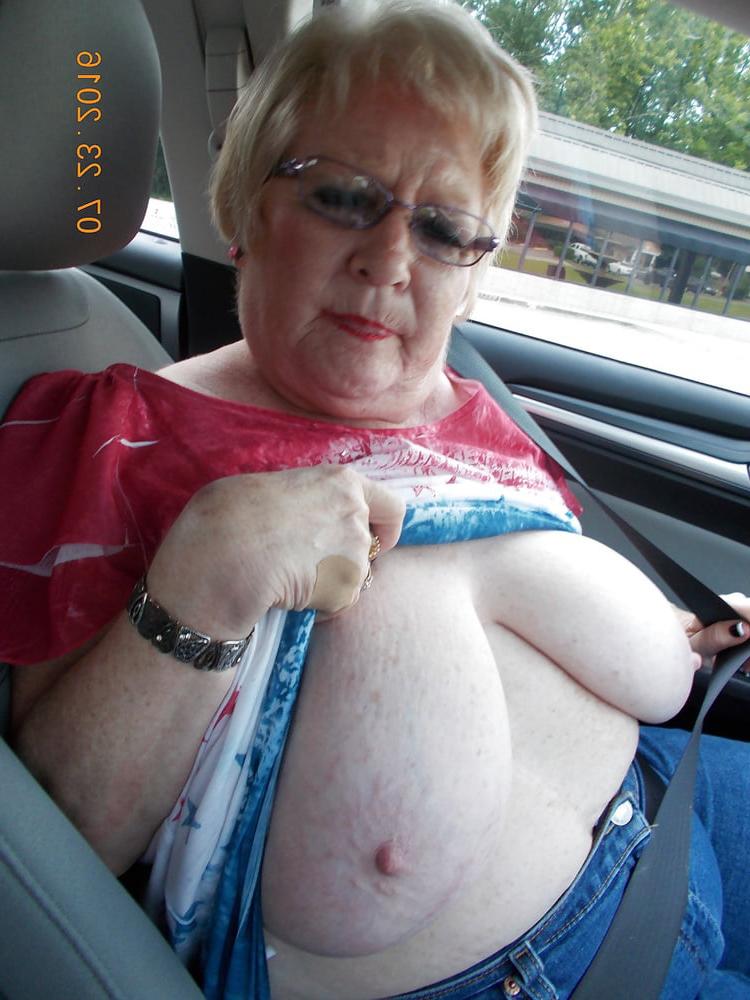 16P Bbw mix 884 (Granny)