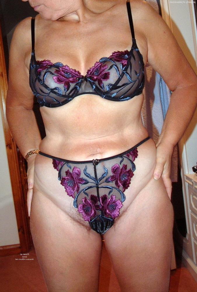 15P 706 - AA - best amateur wives voyeur mature bbw panties