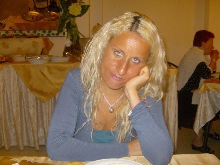 25P young milf  in front of cuckold husband