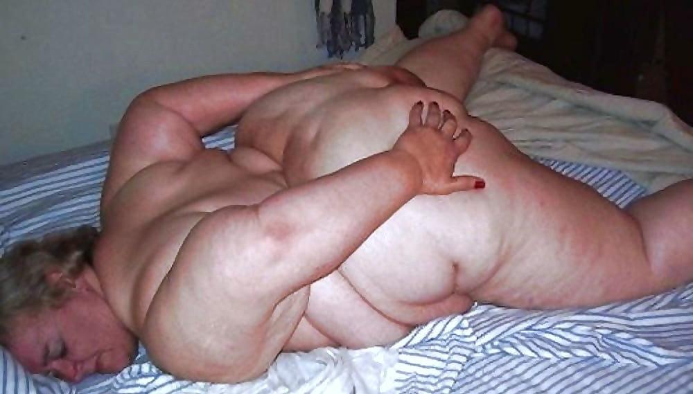 25P Mature meaty mom's living the dream