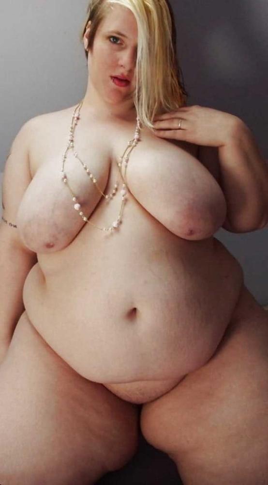 25P From MILF to GILF with Matures in between 204