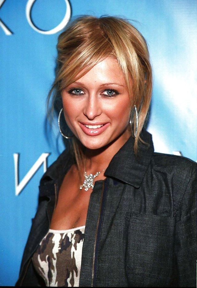 25P Paris Hilton