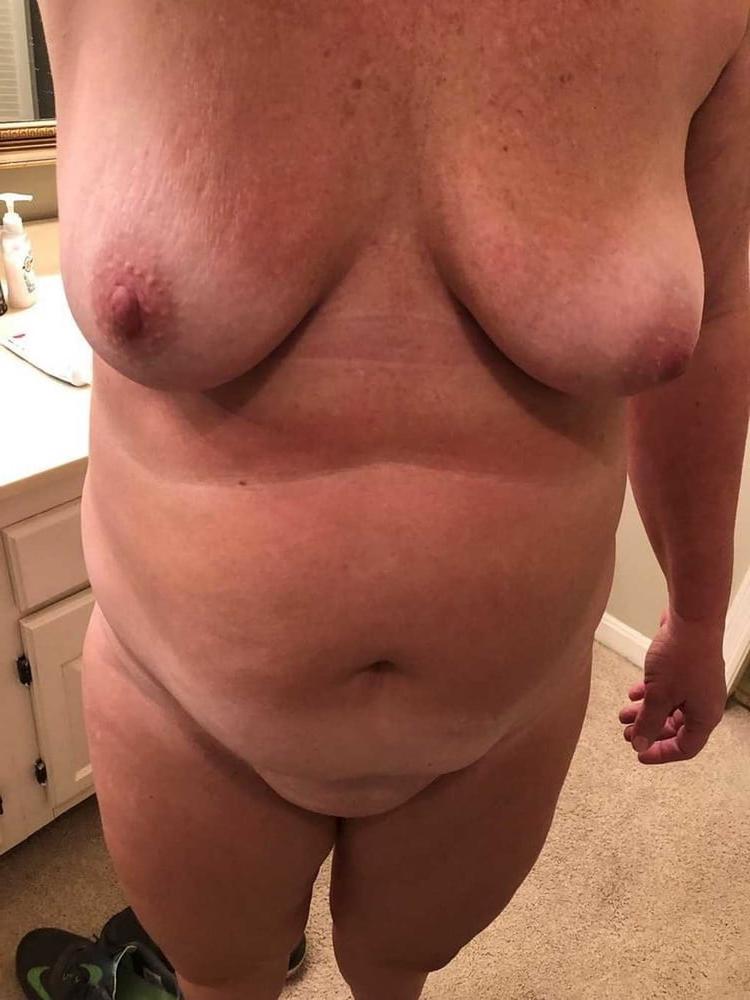 25P From MILF to GILF with Matures in between 196