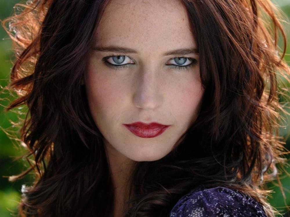 25P Celebrity Hot 250 - #204 Eva Green