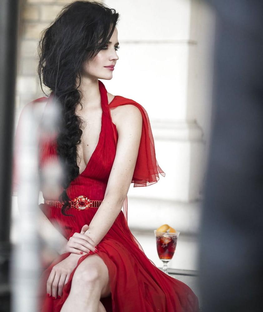 25P Celebrity Hot 250 - #204 Eva Green