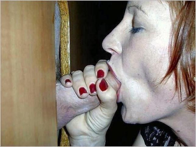 25P Glory Hole Swingers 03-27