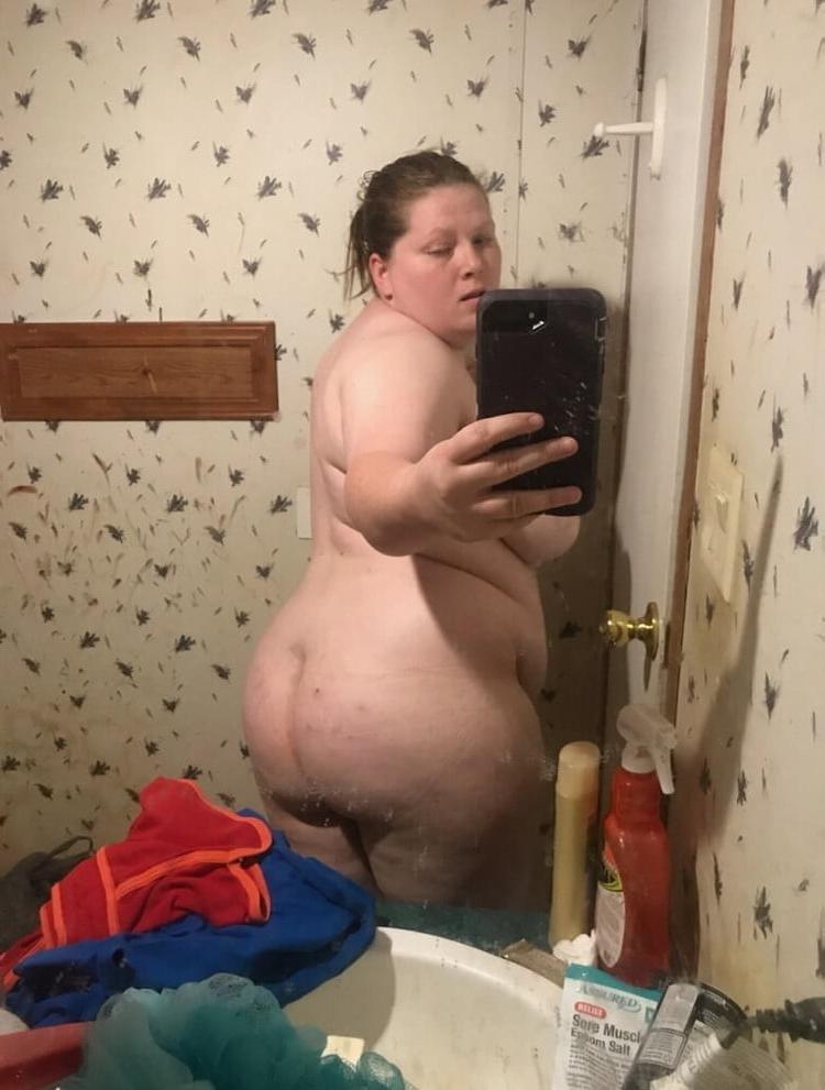 25P A collection of good asses 1