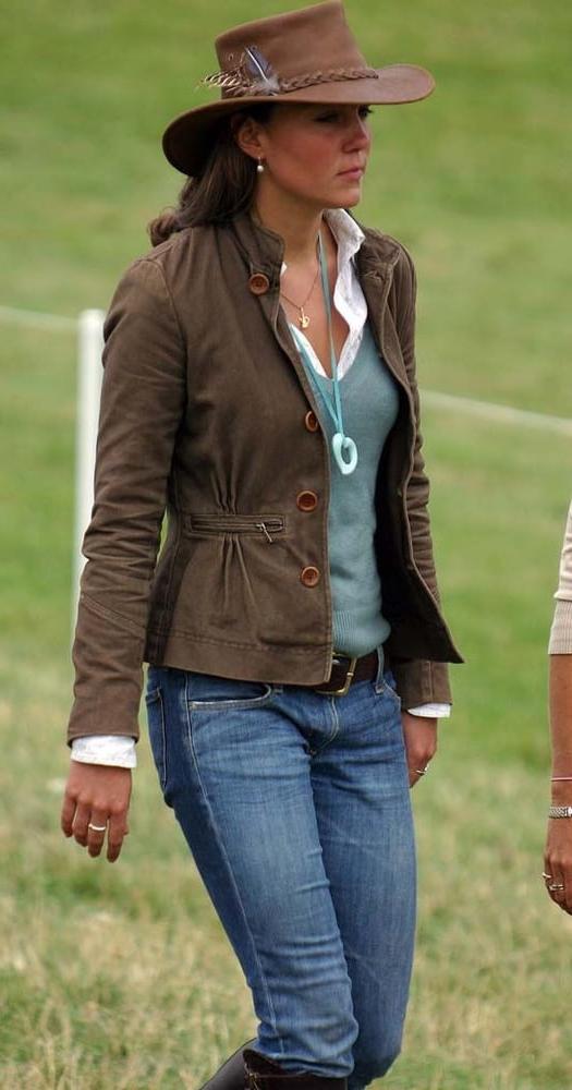 25P Celebrity Hot 250 - #209 Catherine - Duchess of Cambridge