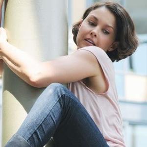 25P Celebrity Hot 250 - #200 Ashley Judd
