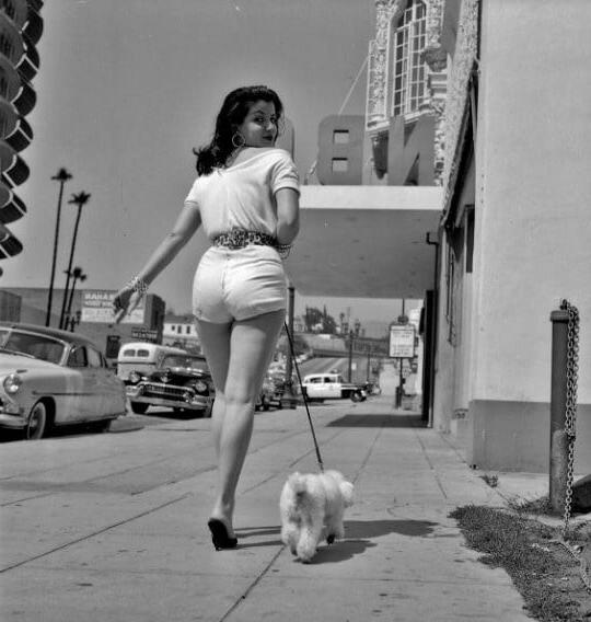 25P Vintage Black White Pics