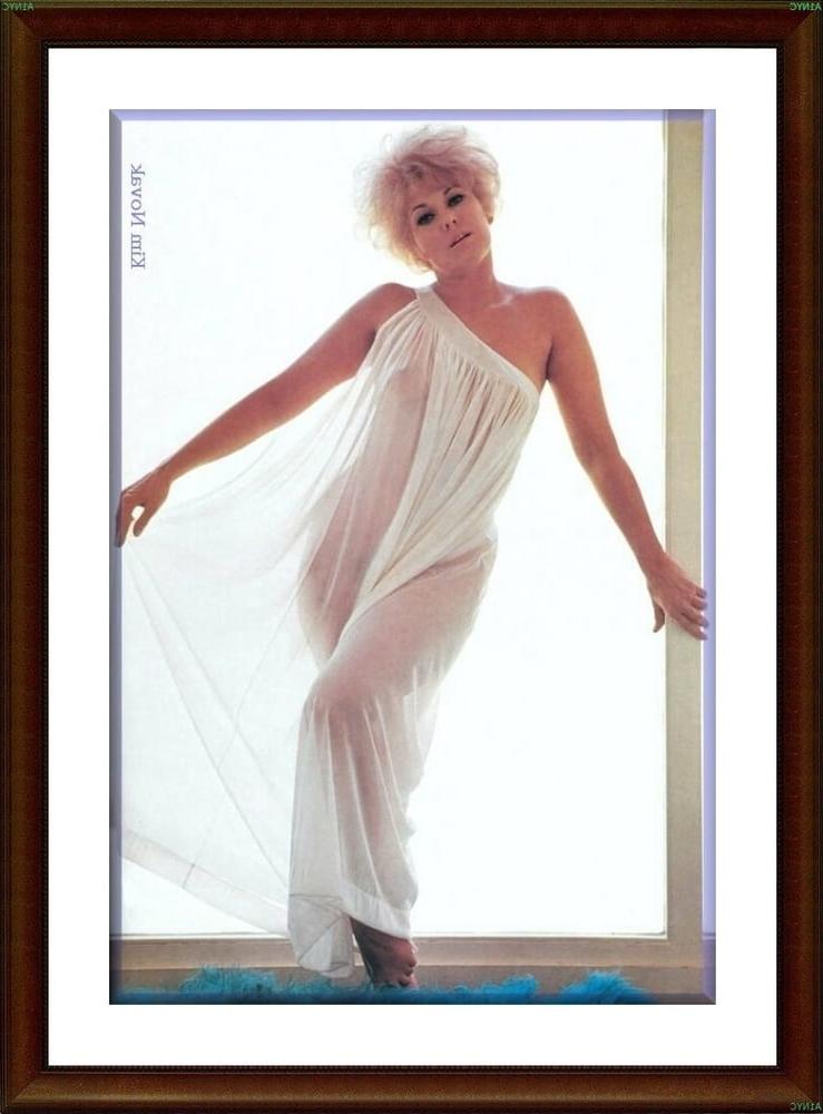 25P A1NYC Vintage Celebrity Actress