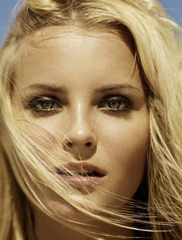 25P Celebrity Hot 250 - #212 Petra Silander